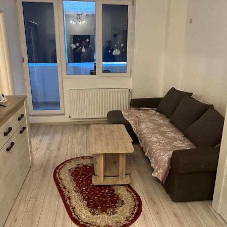 Apartament Militari Residence Roşu Εξωτερικό φωτογραφία